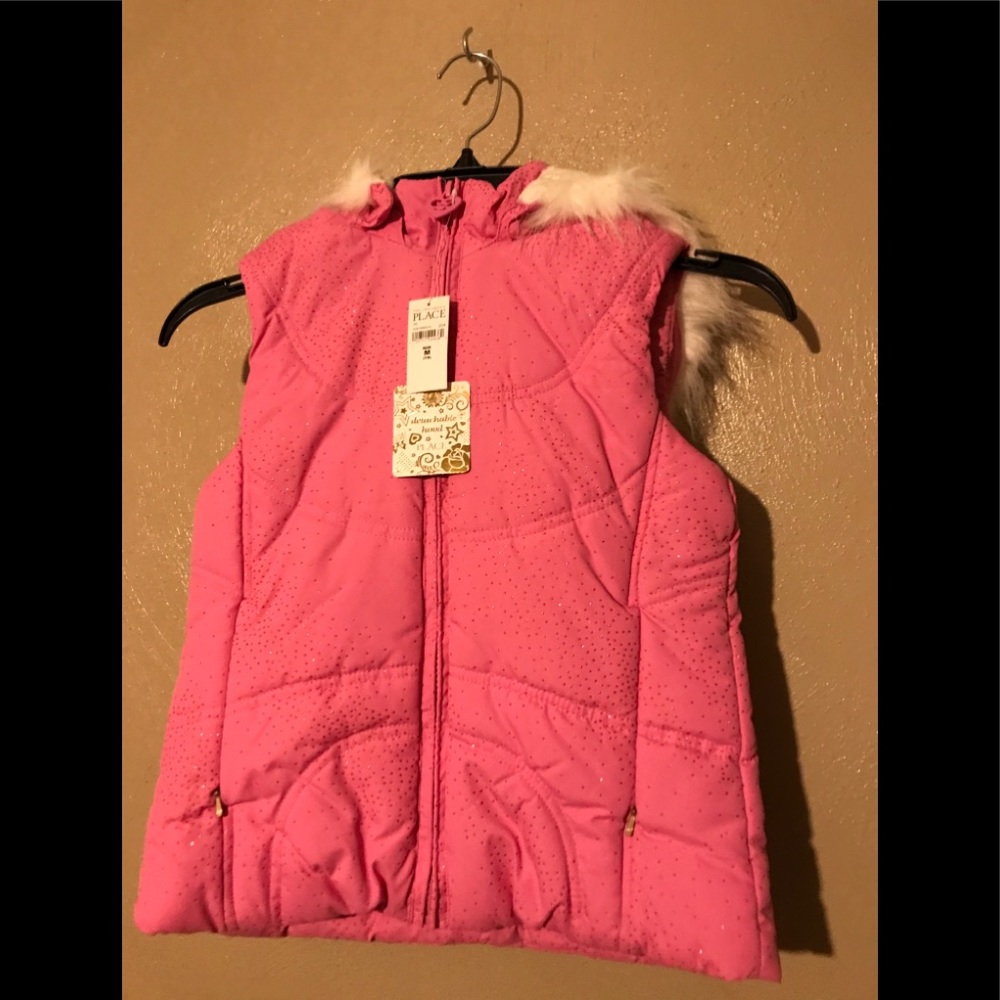 Children’s place, pink vest w/ hood size 7…